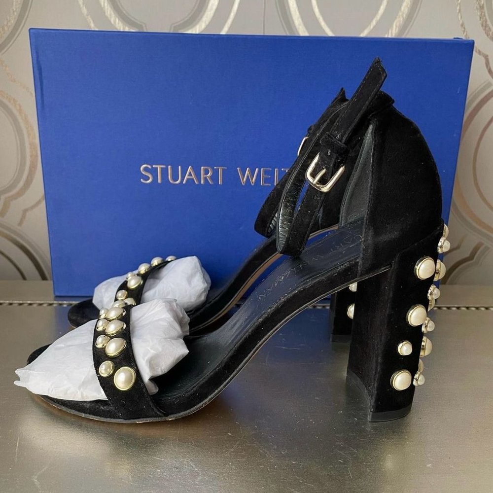 STUART WEITZMAN